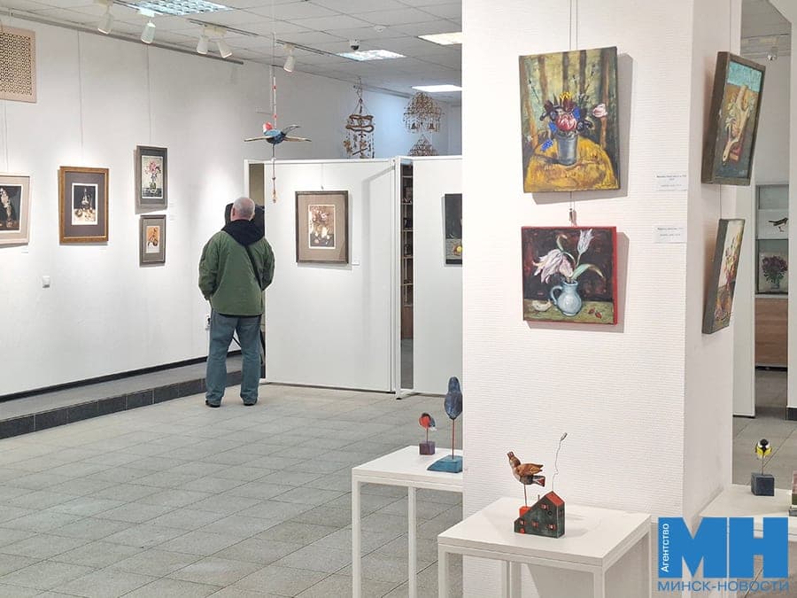 Everyone will find something to return to: the exhibition of Evgenia Sukhoverkhova opened in Minsk