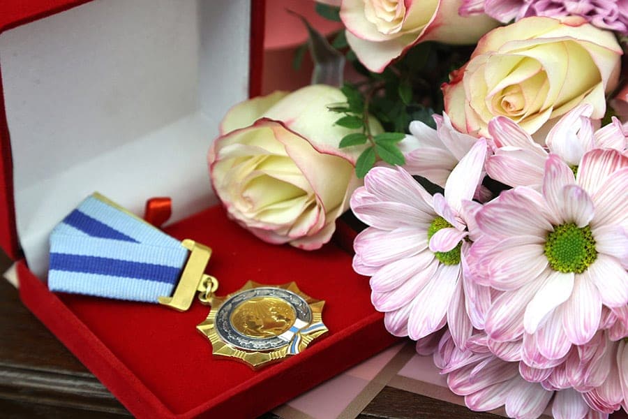 Order of the Mother will be awarded to 47 mothers with many children on October 14