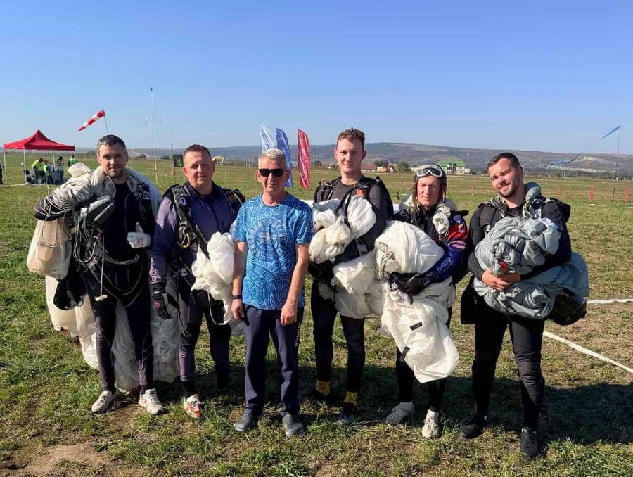 Belarusians win gold at international parachute competitions in Chechnya