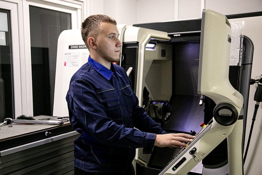 From students to master: how a recent graduate of Minsk College raises champions