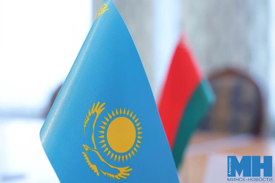 Лукашенко: Беларусь дорожит отношениями стратегического партнерства с Казахстаном