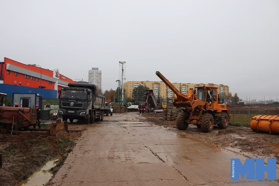 «Важный шаг в создании комфортной среды»: в районе ул. Лейтенанта Кижеватова и Корженевского строят общежитие