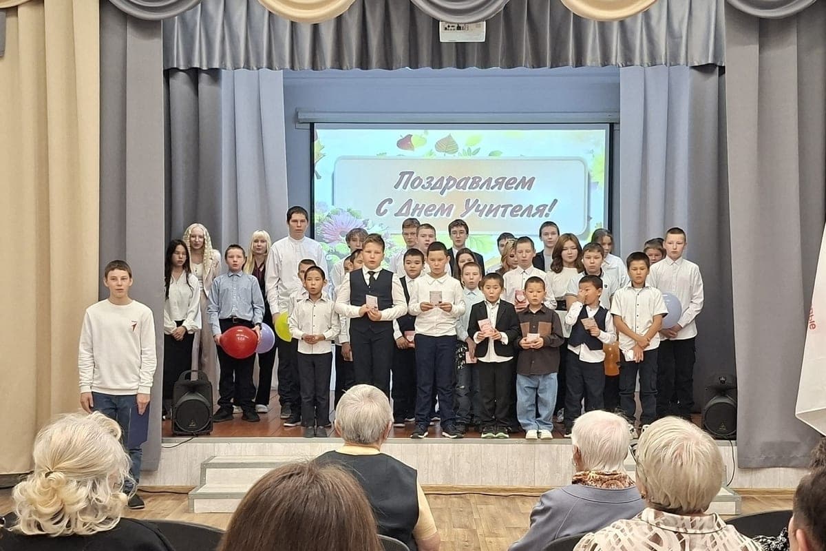In the school of the village of Haruta held the Day of self-government