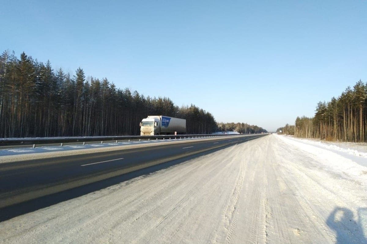 Helicopter on board the truck: harmless picture or ominous mark?