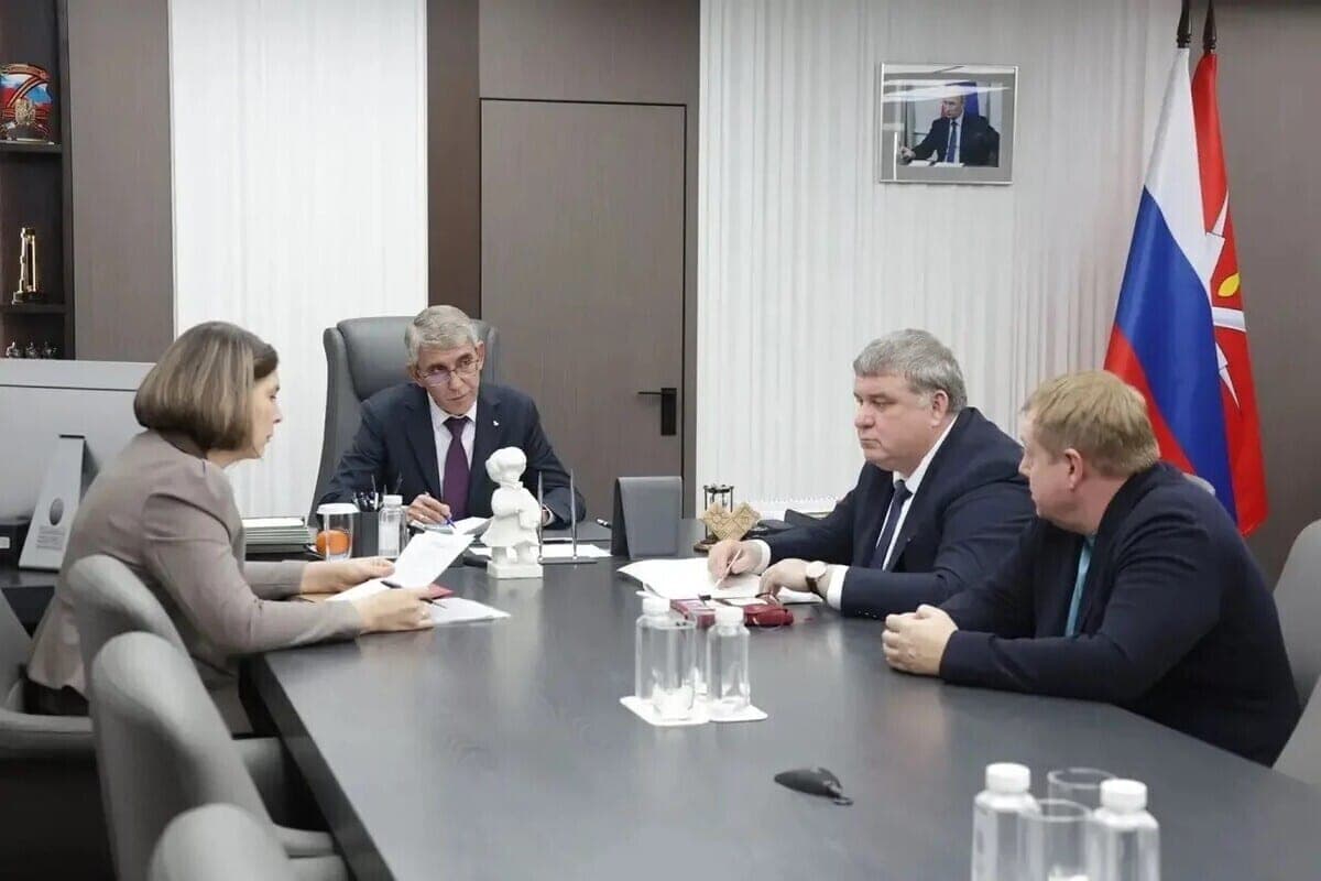 Миляев поручил не упустить ни один район при подготовке к морозам и снегопадам