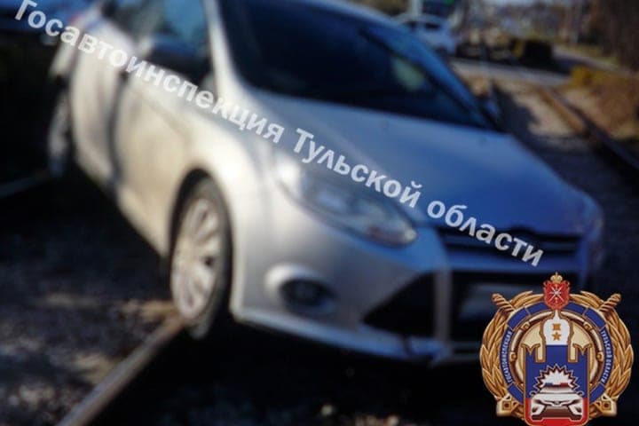При столкновении двух иномарок в Туле пострадала водитель «Форда»