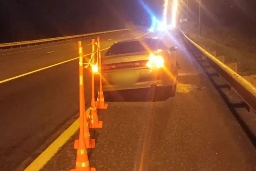 In the Krestetsky district, the driver went to a meeting and sent a passenger to the hospital