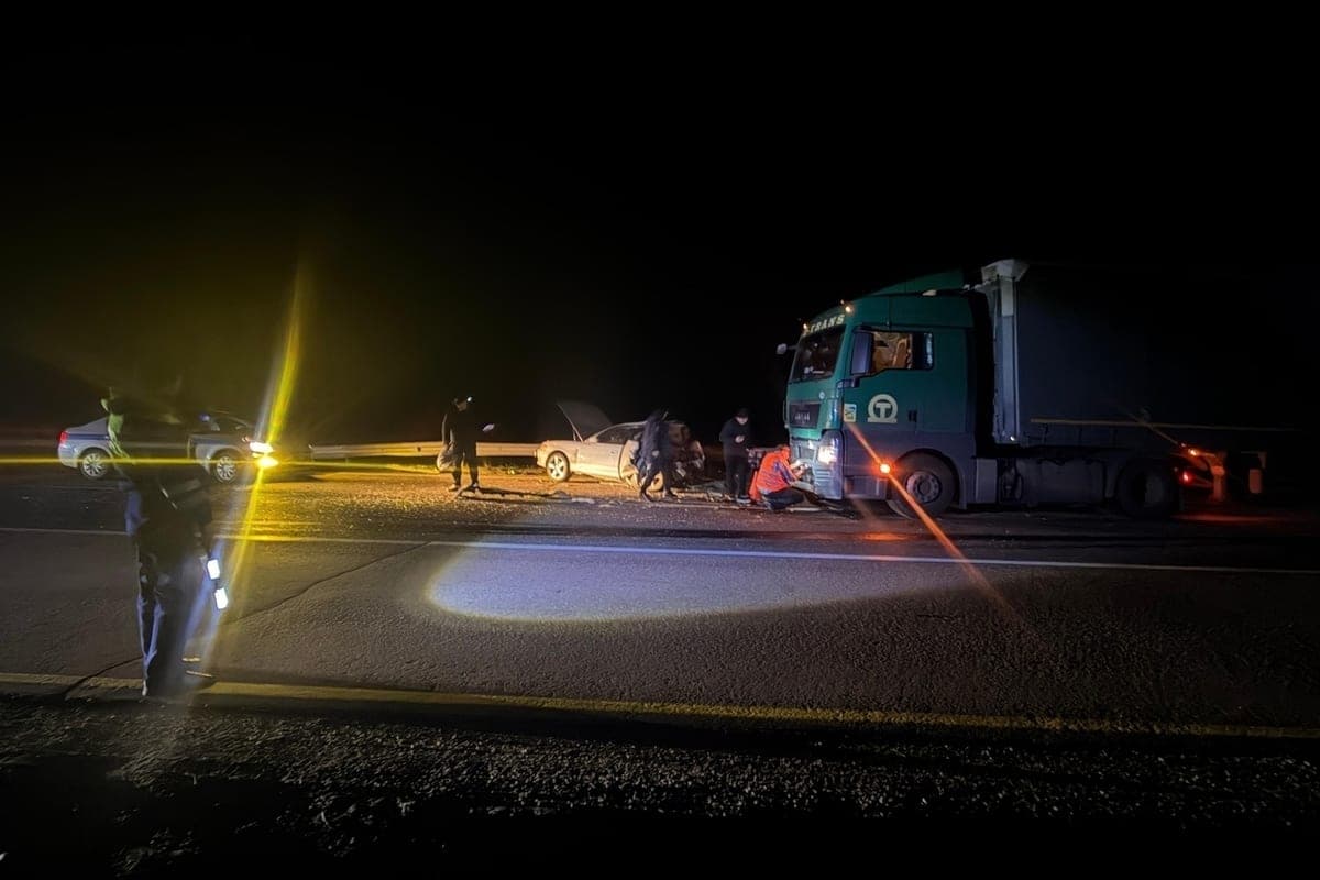 In Buryatia over the weekend in an accident killed a pedestrian, three more people were injured