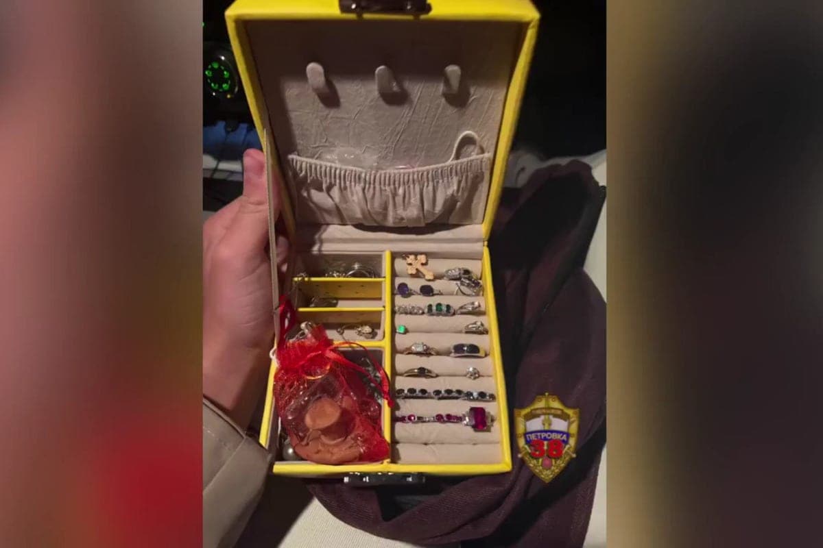 12-year-old boy gave away $9 million worth of parental jewelry to scammers