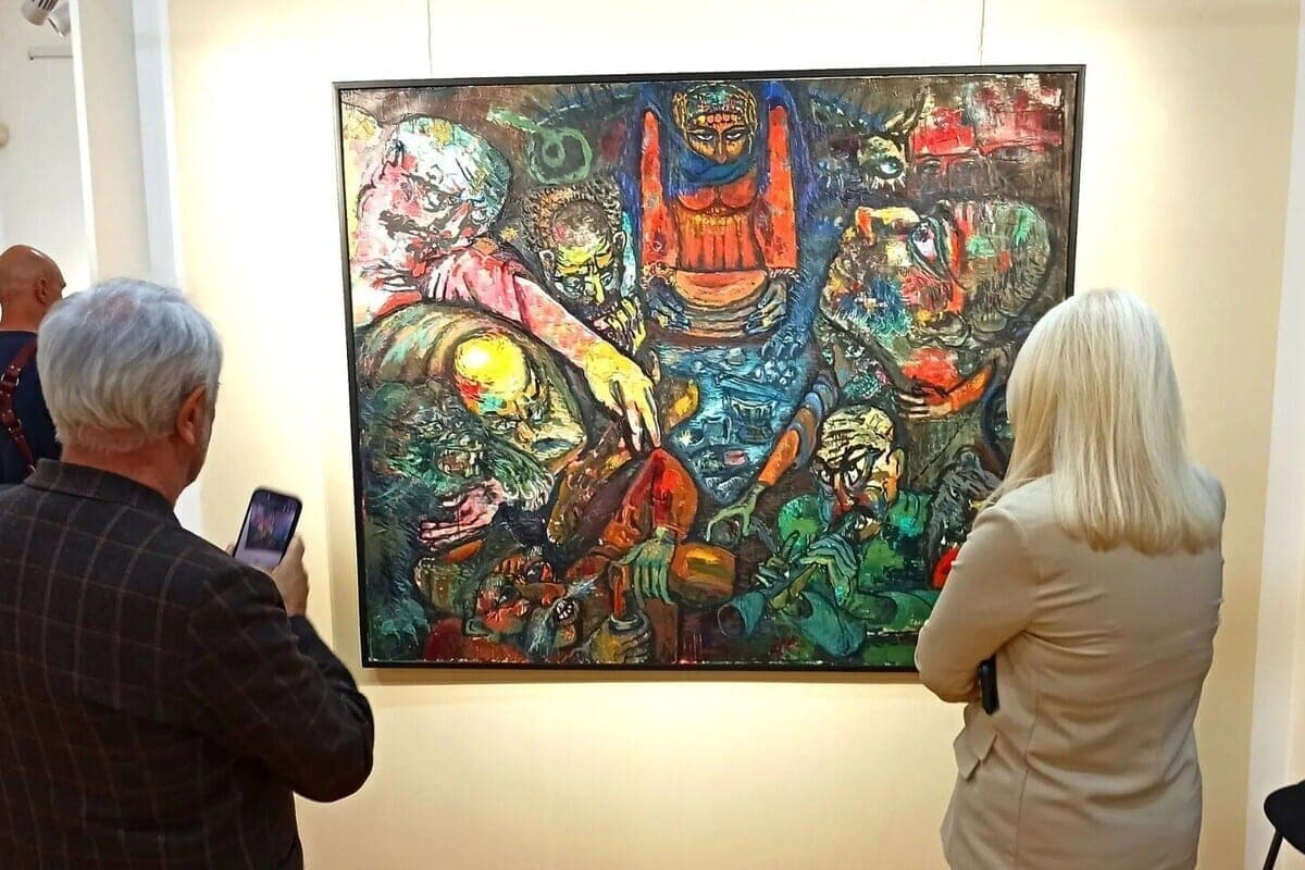 In Makhachkala eröffnete die Ausstellung „Supports zum 75-jährigen Jubiläum des Künstlers Ibrahimkhalil Supyanov