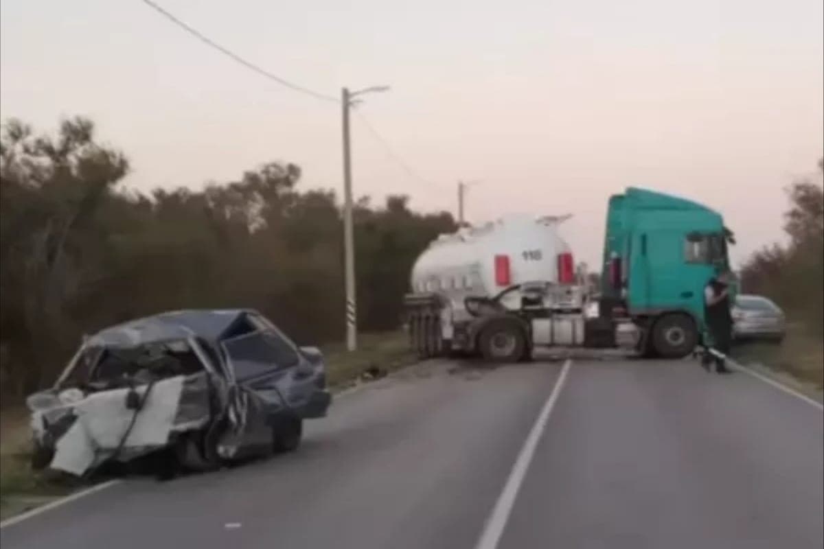 The driver of the car died in a crumpled car after an accident with a truck