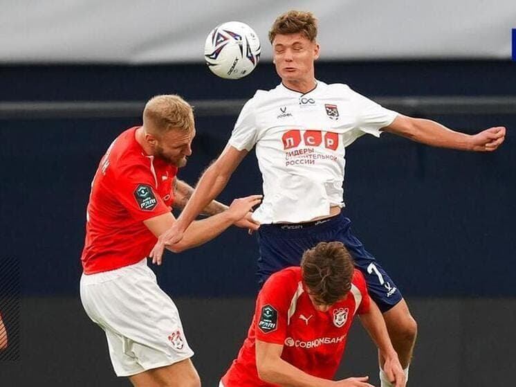 FC Leninggradets perdu contre Kostroma Spartak dans le 14ème tour de la Première Ligue