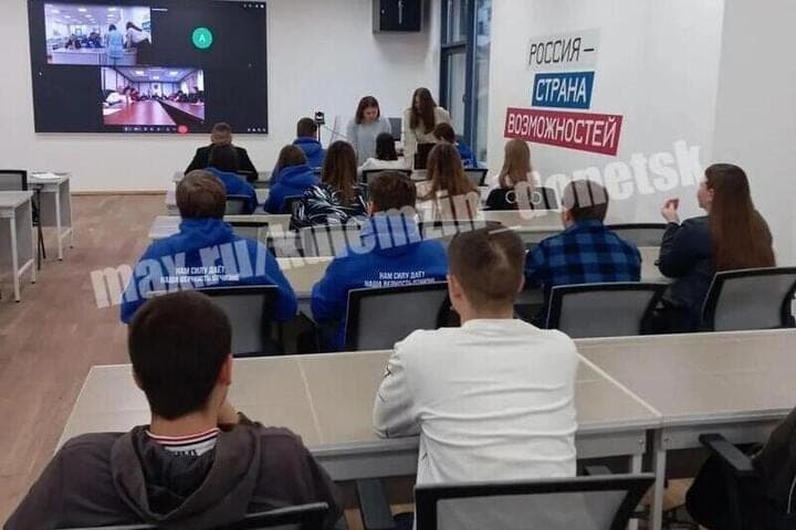 A teleconference was held between the youth of Donetsk and Yakutsk