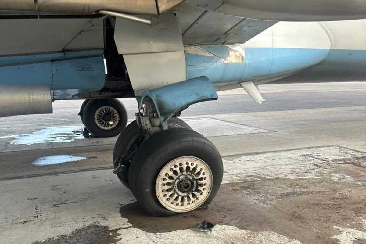 The passenger plane caught fire wheel during landing at the airport of Krasnodar