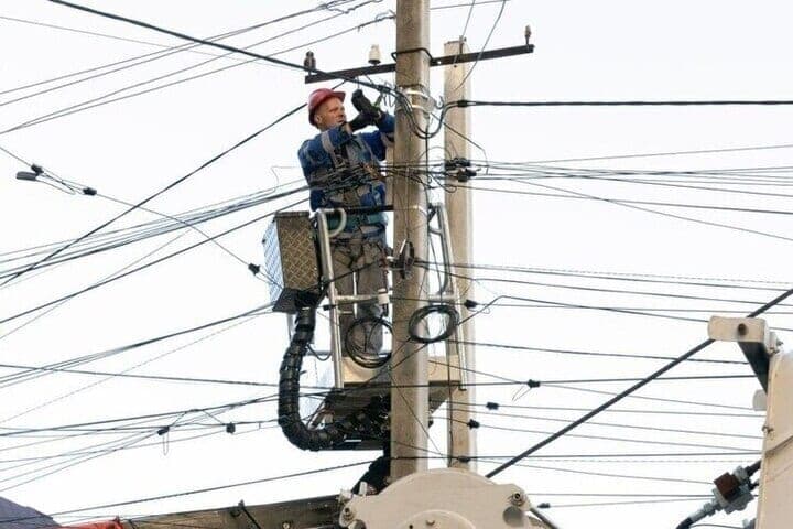 In Alushta opened the center of assistance for charging phones