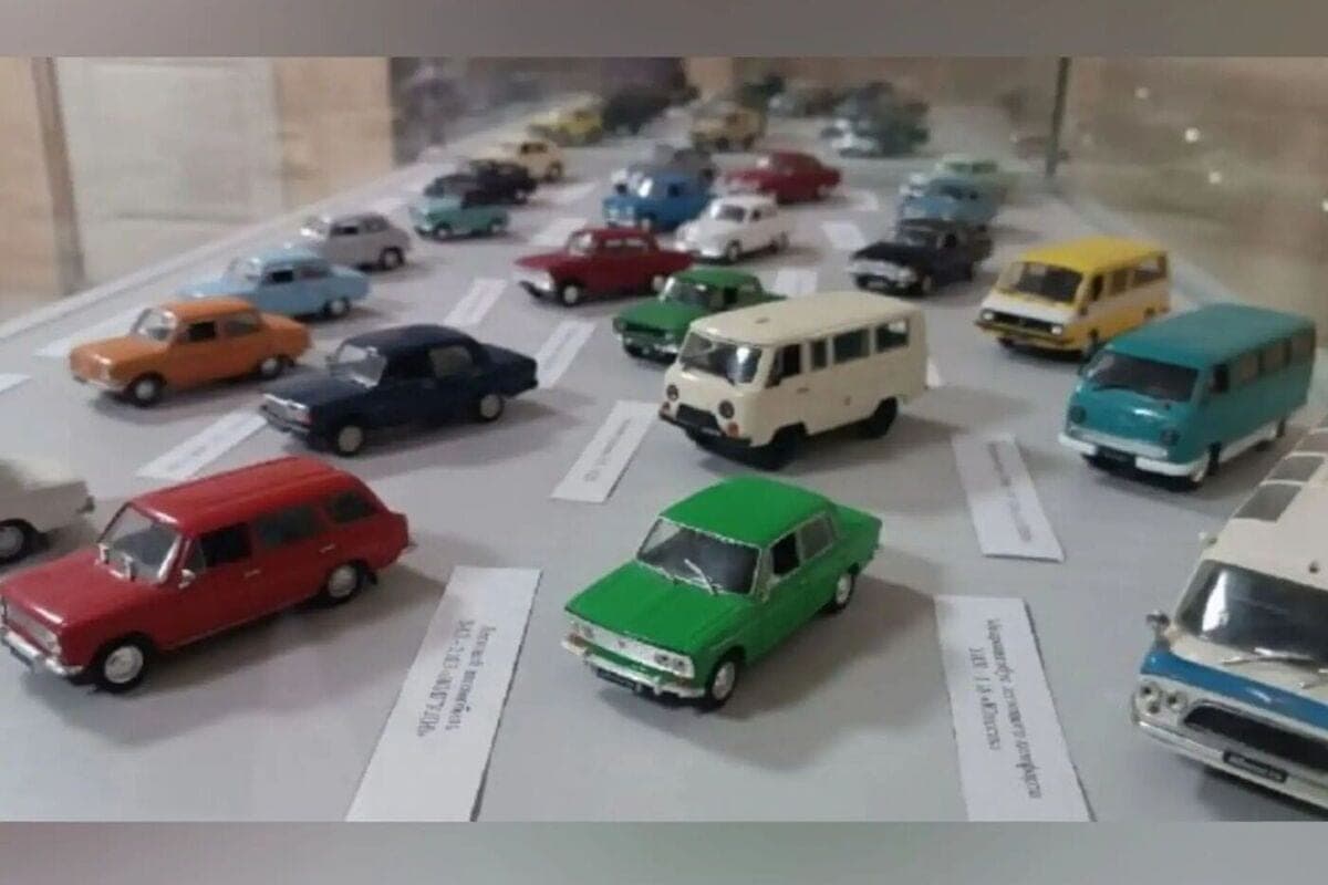 «Автолегенды СССР»: В Токмакском музее оживает история отечественного автопрома