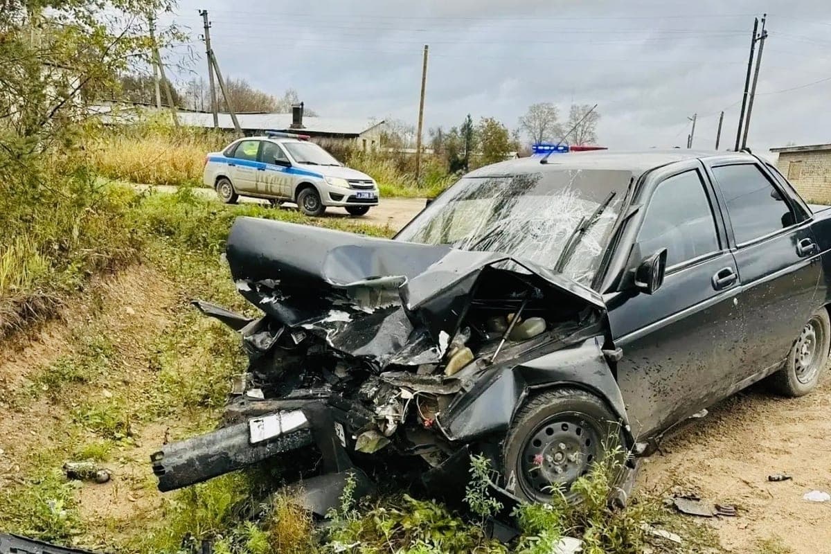 Два водителя пострадали при ДТП в Верховажье