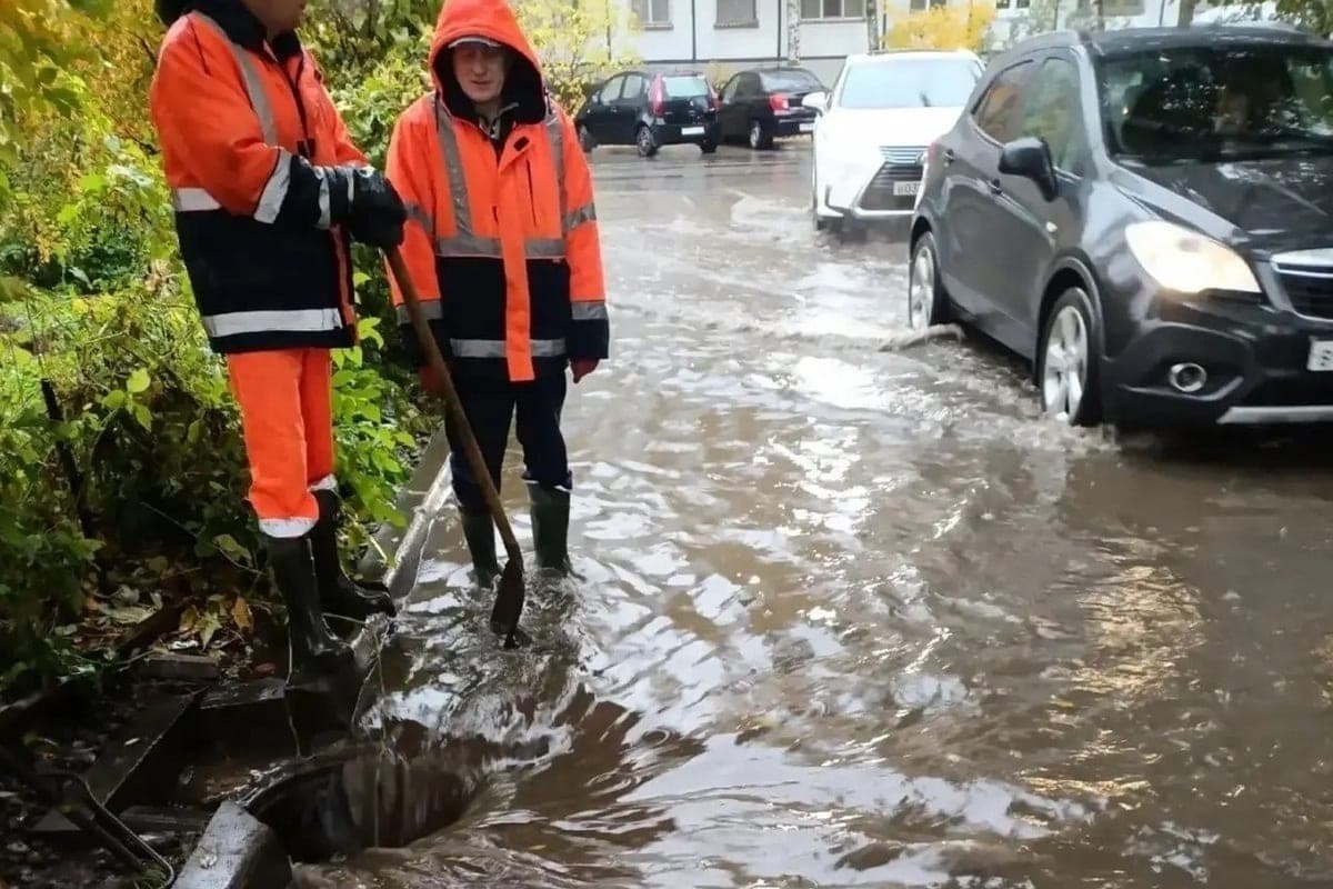 Experts eliminate flooding in different areas of Vologda