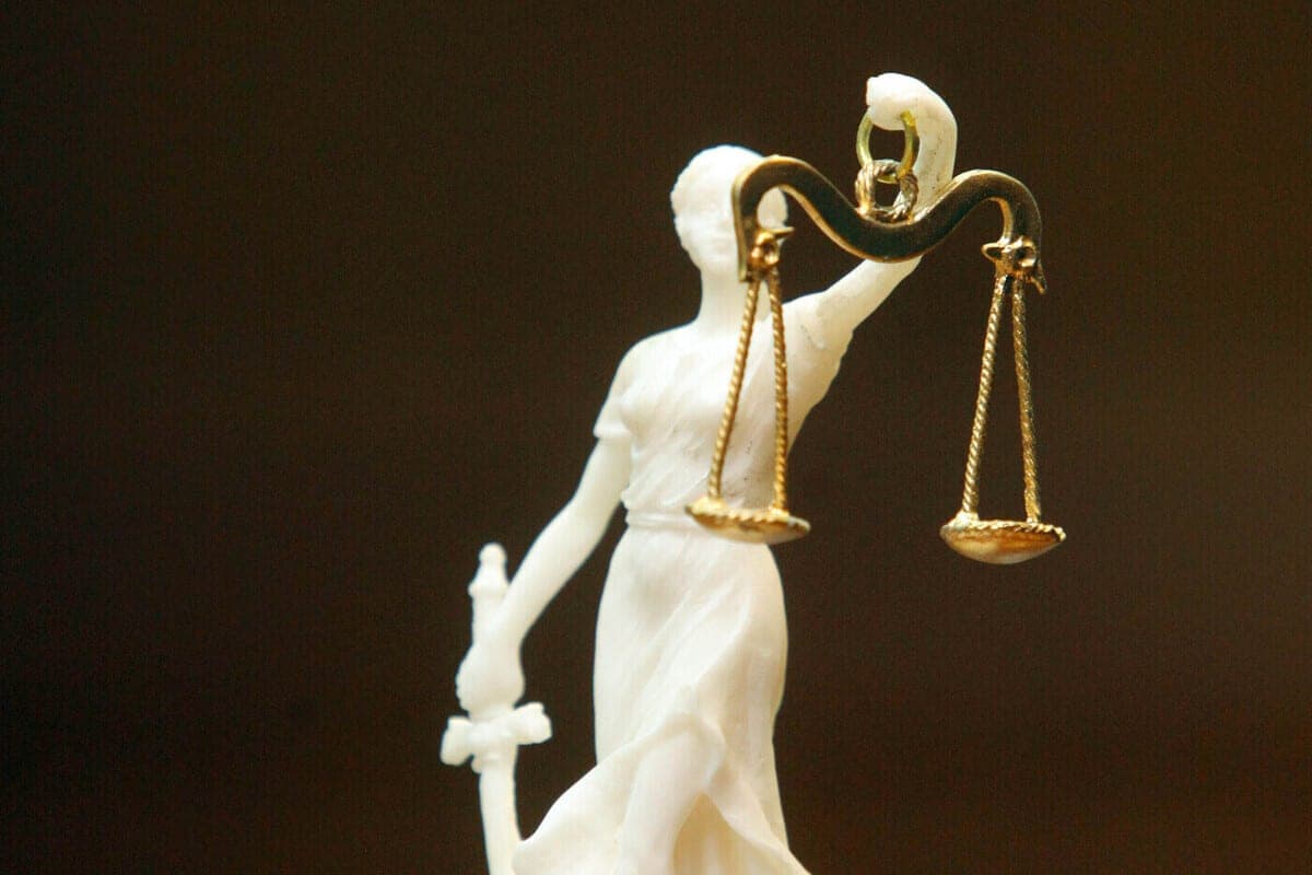 Верховный суд отменил приговор мужчине, чья машина случайно сбила младенца