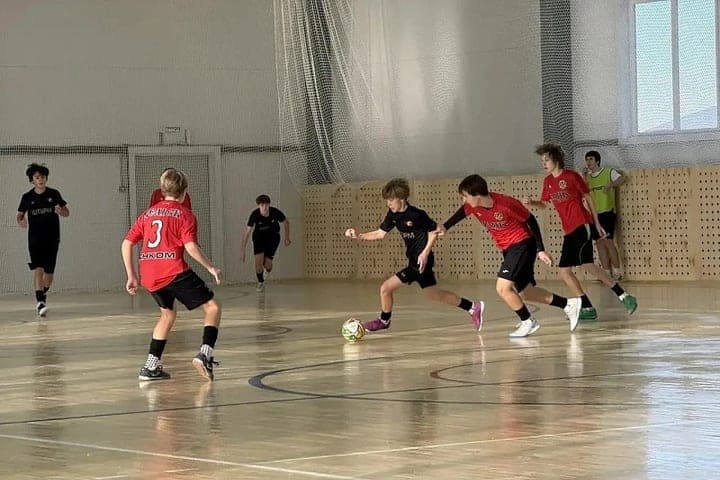 In Velsk after overhaul opened FOC sports school