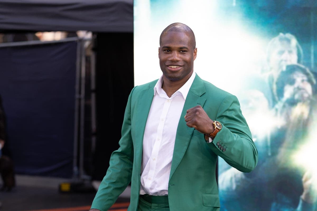 Dubois defended the WBO world title for the first time