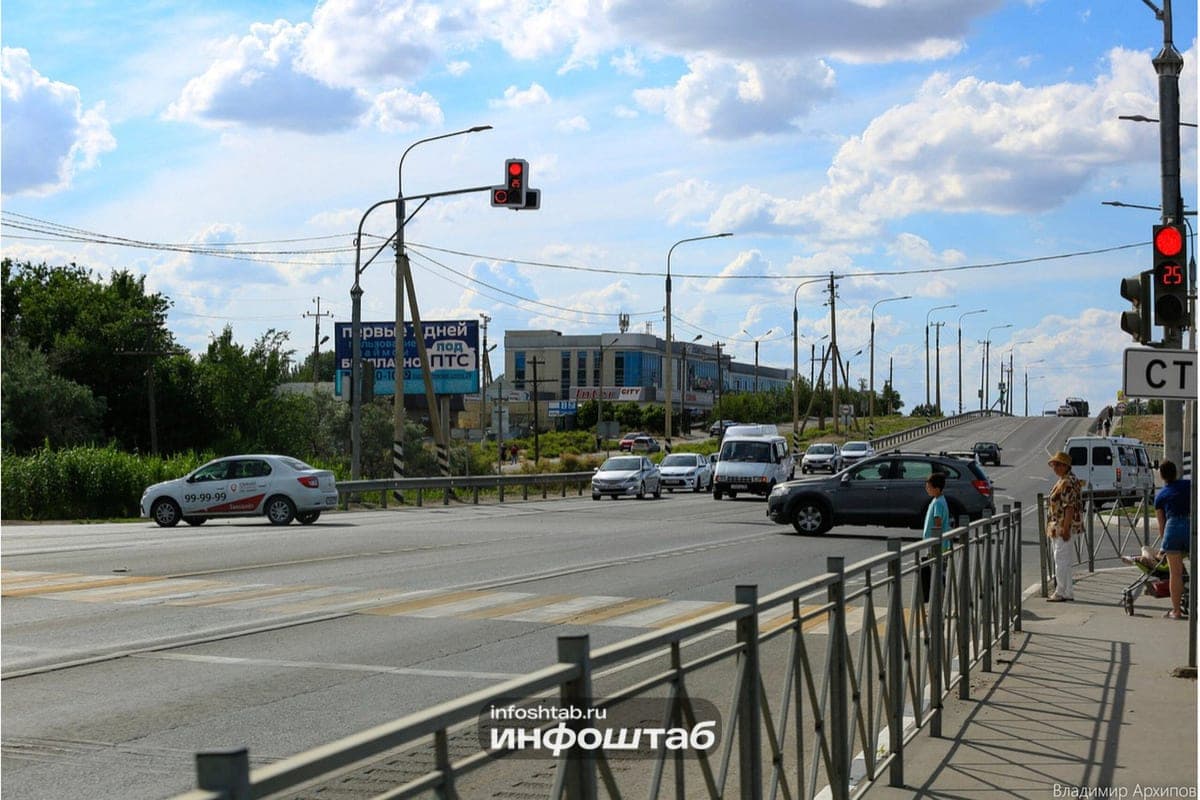 Astrakhan can not call a taxi: the application reports the absence of cars