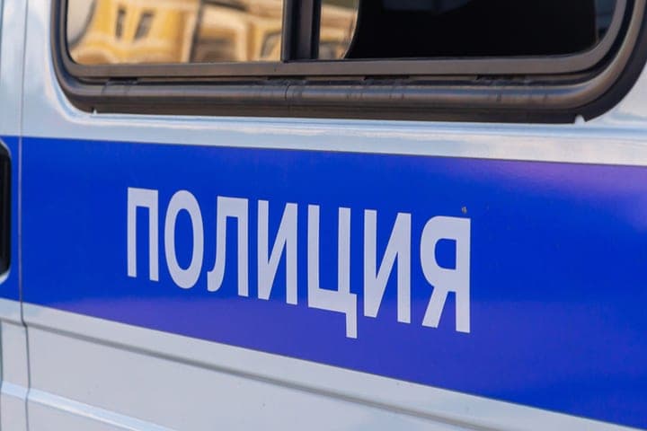 In the Russian city, a man attacked a teenager with a knife