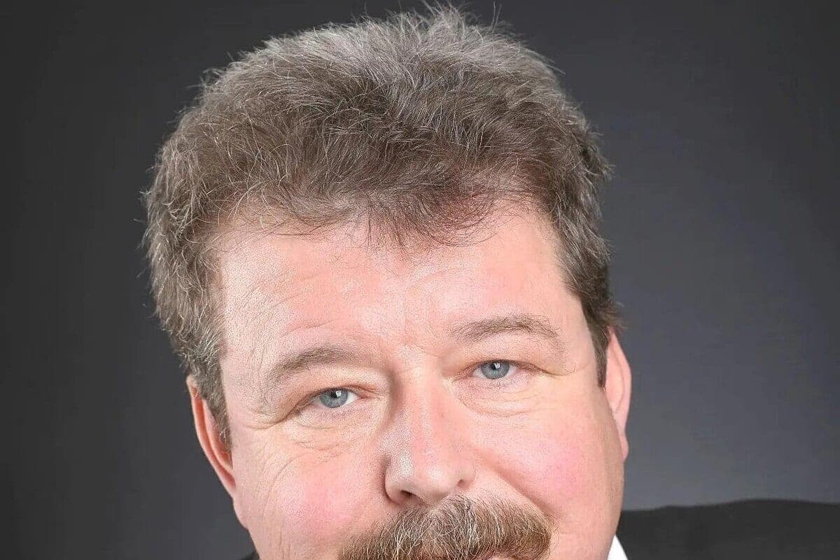 In Novosibirsk died the Director of school No. 112 Vadim Platonov