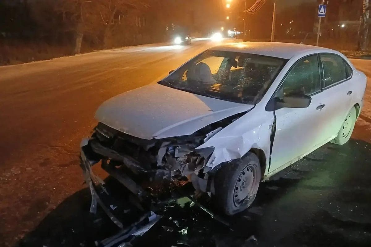 In Tomsk, a 15-year-old girl was injured in a collision of two cars