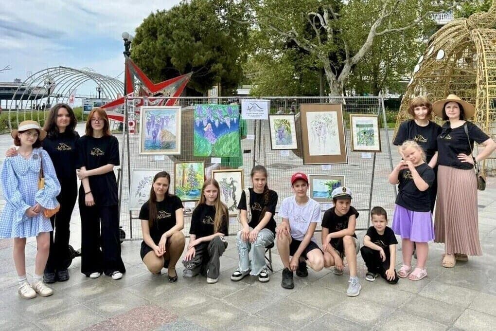 How the famous family of artists from Yalta leads people to creativity