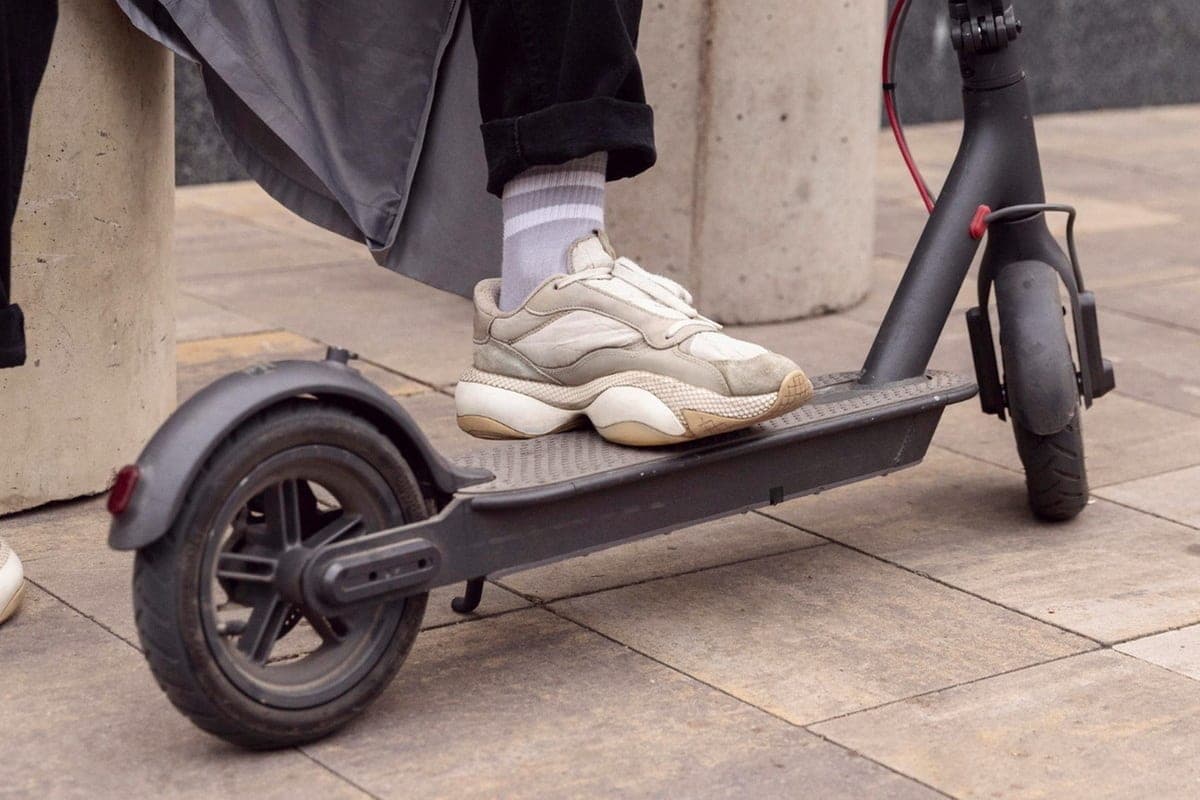 Yoshkarolinsky stole a scooter from the entrance, but did not have time to sell it