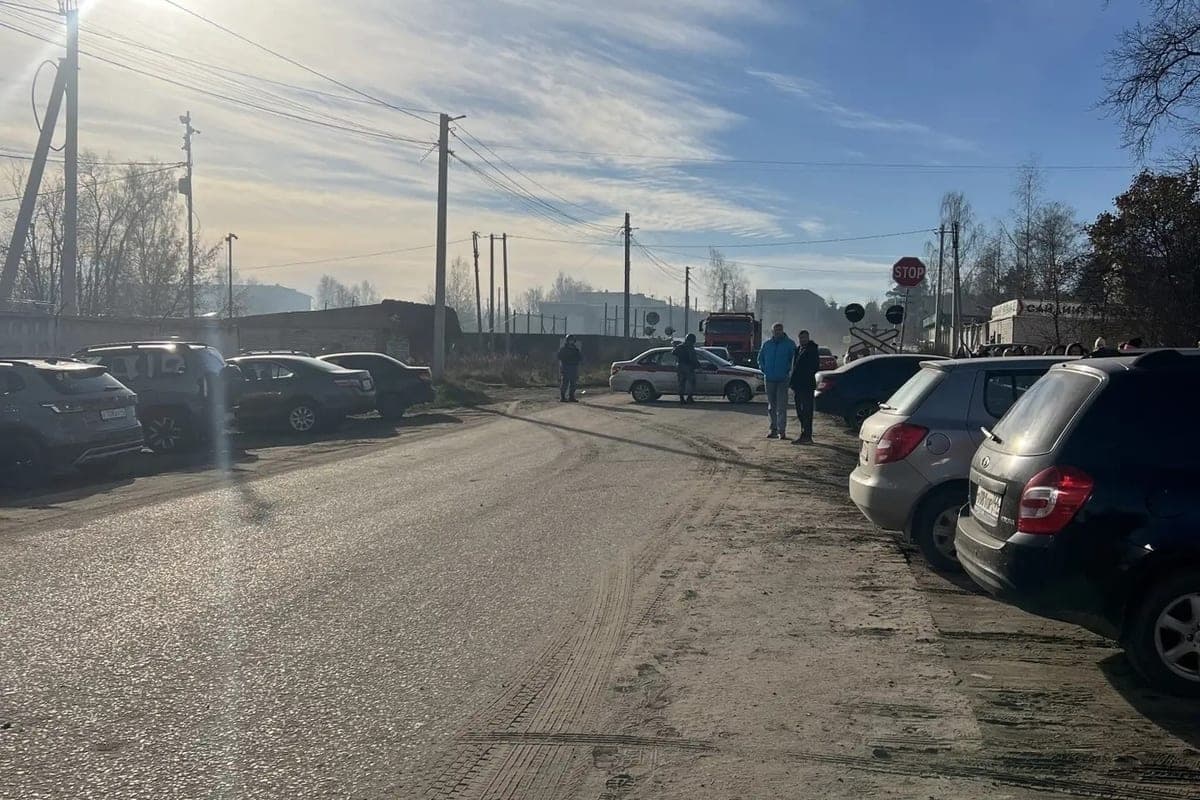 Due to a false report of a bomb evacuated five-storey house in Sharya
