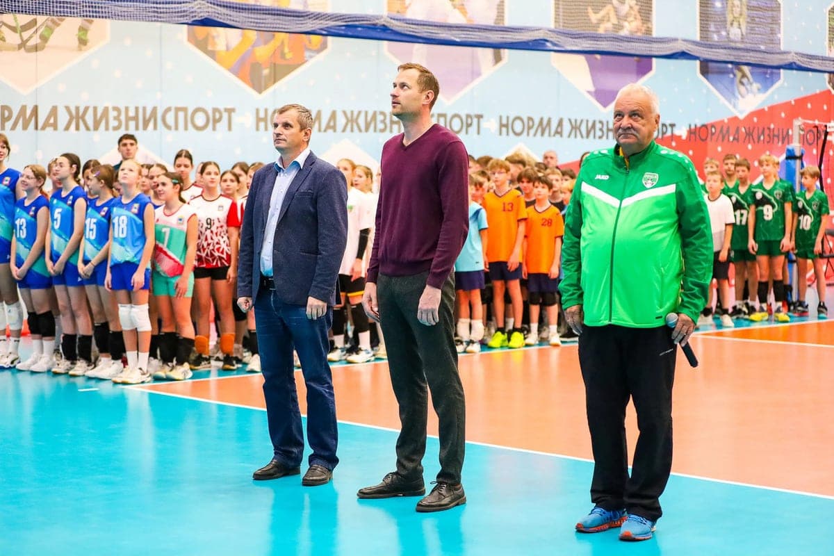 In Orel started the championship of the region in volleyball