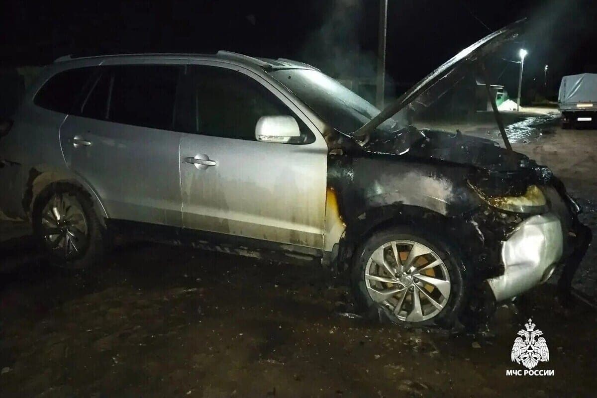 En el pueblo de Mari El fuego dañó un coche extranjero