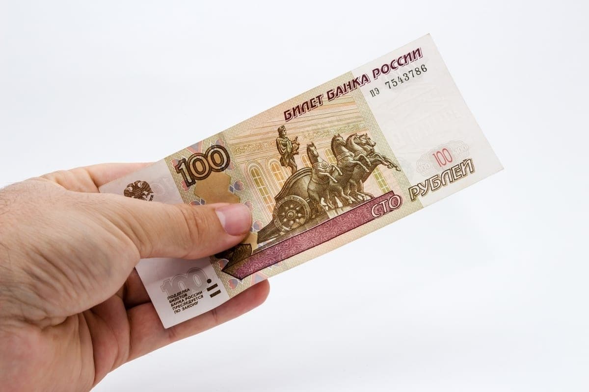 50% жителей Самарской области считают, что зарплаты хватает на основные нужды