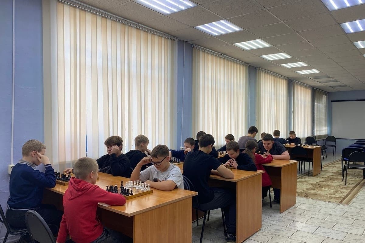 В оленинской школе прошел турнир по шахматам и шашкам
