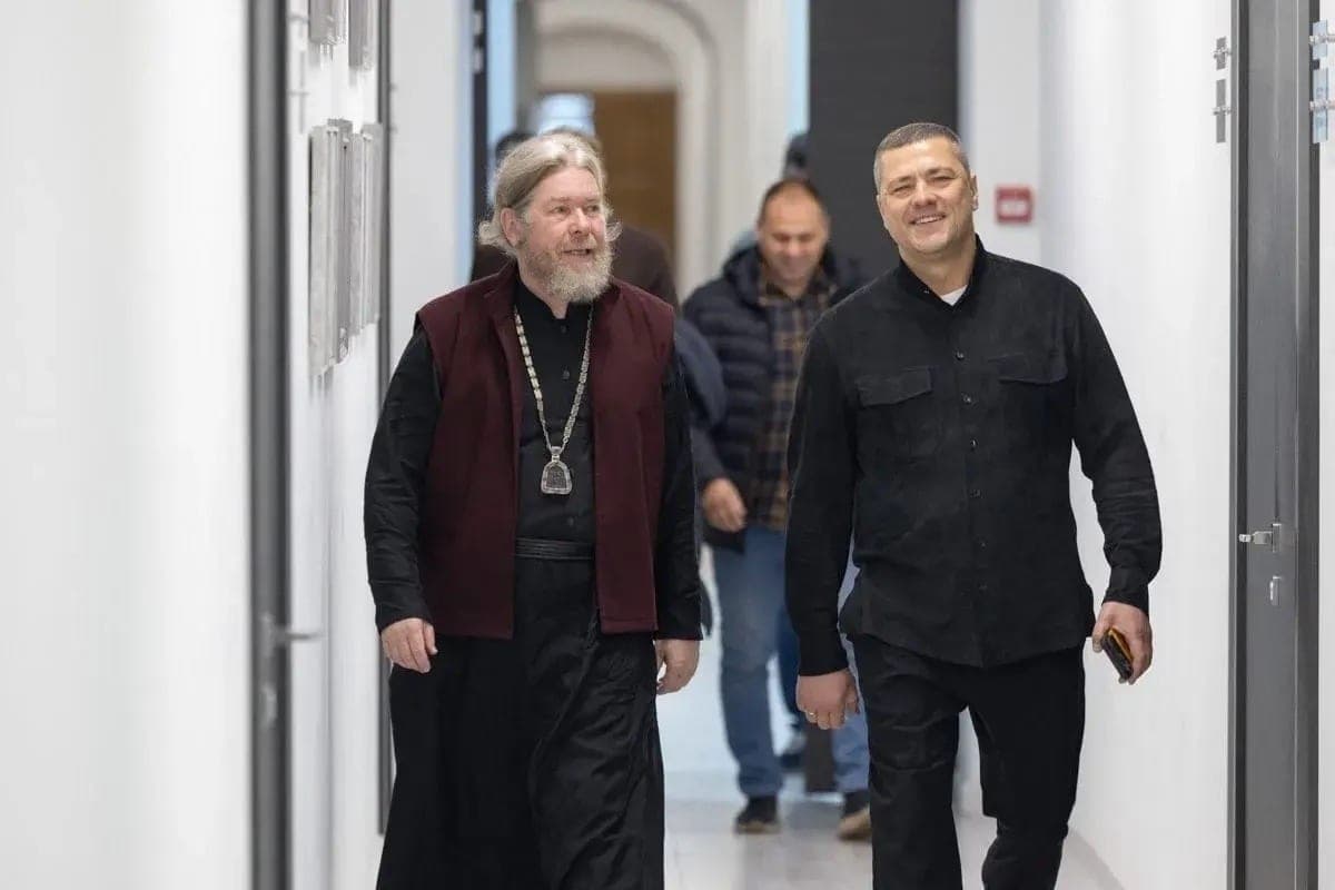 Mikhail Vedernikov discussed with Bishop Tikhon the development of Pechora and the results of the festival "Arkhondarik"