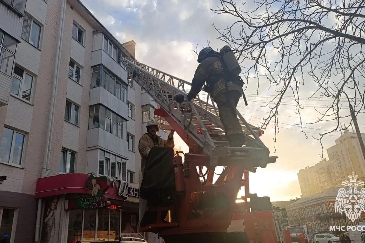 In Orel aus einer brennenden Wohnung rettete eine Frau