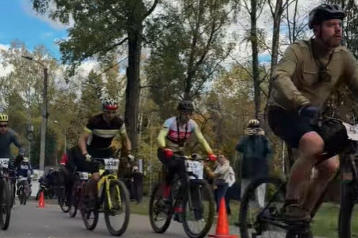 A Novomoskovsk a organisé un duathlon, à vélo et un sentier