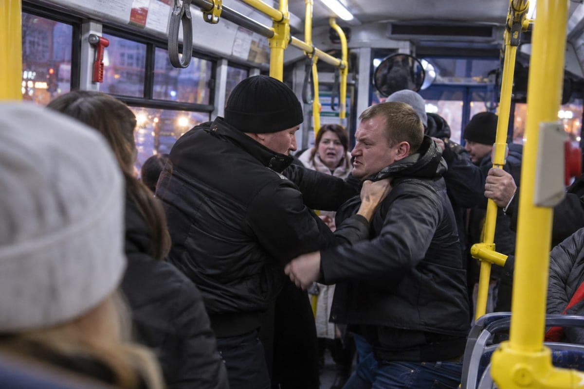 In Novosibirsk, passengers staged a fight in the trolley bus No8