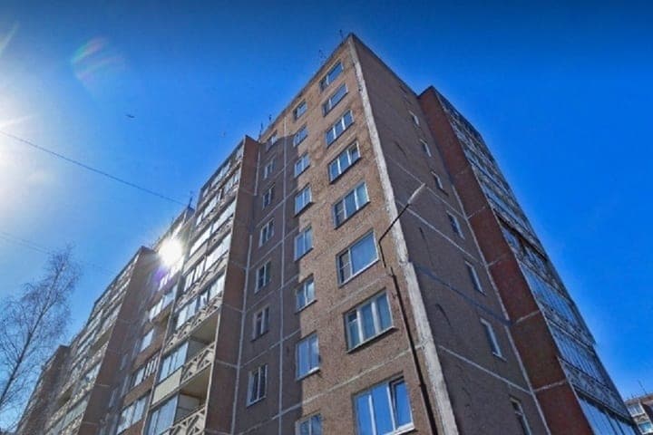 The body of a young woman with injuries found in an apartment in Petrozavodsk