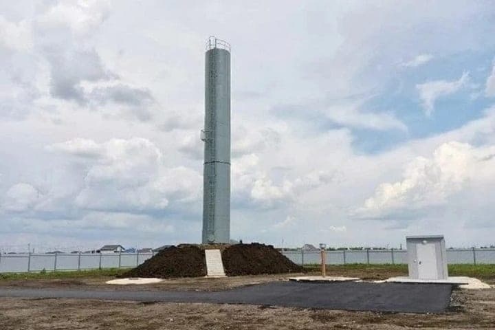 In the village of Lenino near Lipetsk provided with water a new residential area for 374 plots