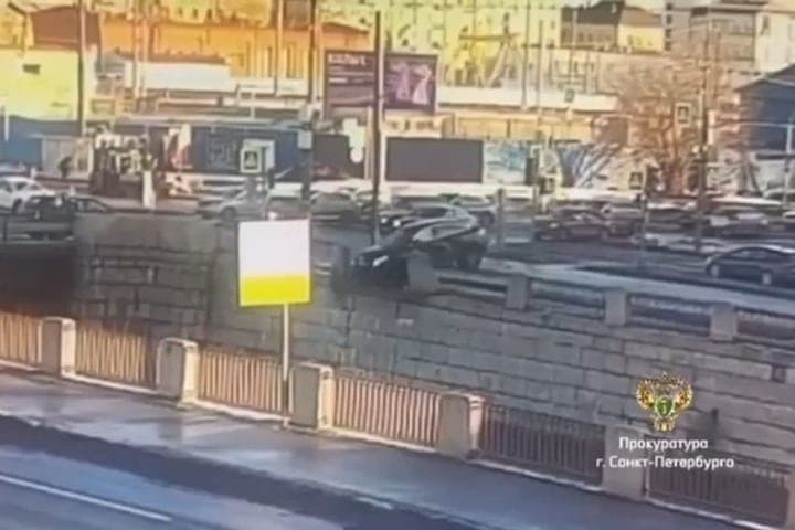 Виновник смертельного ДТП на Обводном канале получил шесть лет колонии