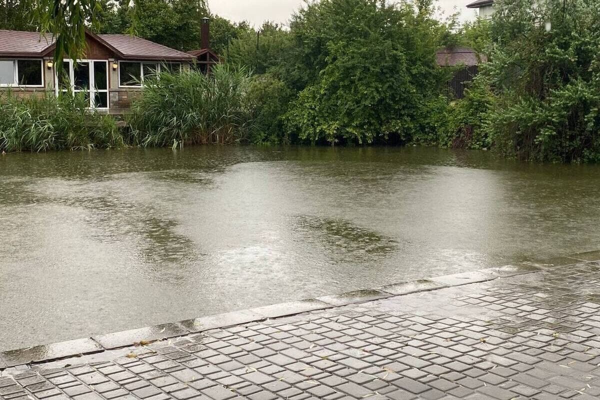 Crimea October 17-19 will be covered by heavy rains and floods