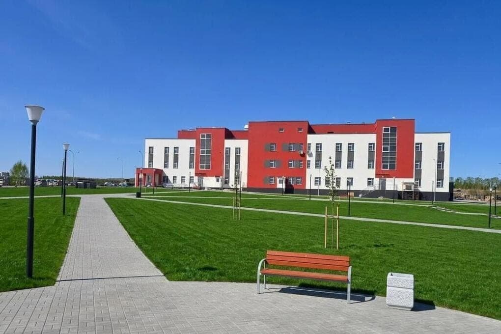 Новую поликлинику в Новинках откроют лишь в конце 2026 года