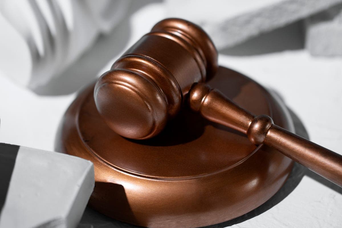 The court refused to extend the construction of the fourth bridge in Novosibirsk