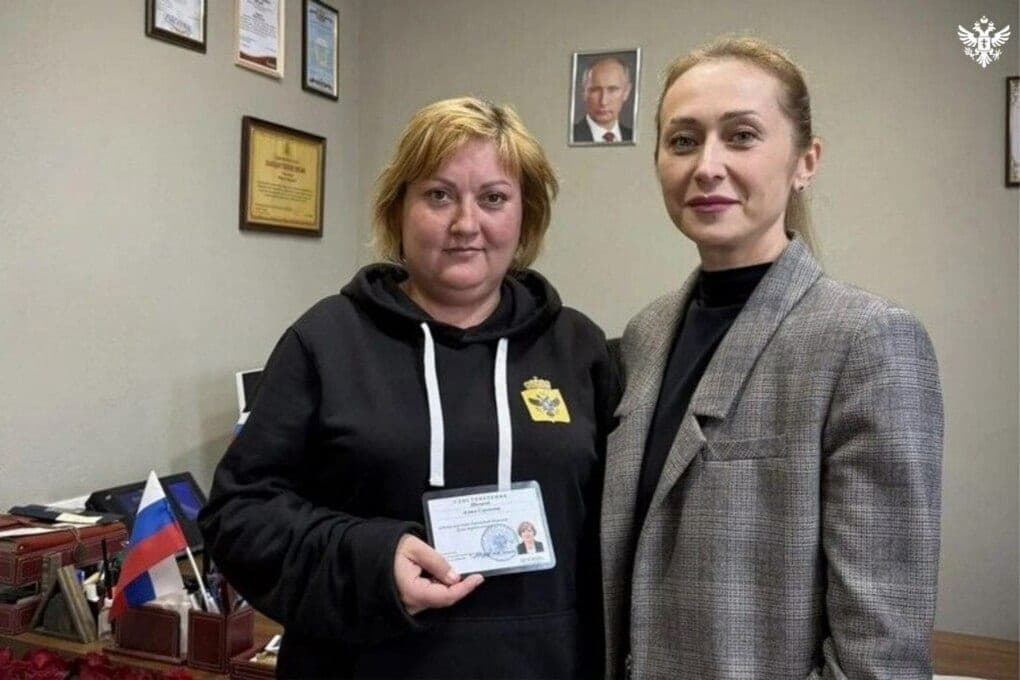 Alina Shamray a reçu un certificat de député de la Douma régionale de Kherson