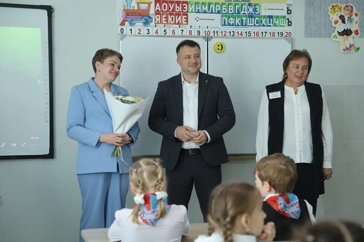 В Серпухове с Днем волонтёров поздравили руководителя «Территории Z»