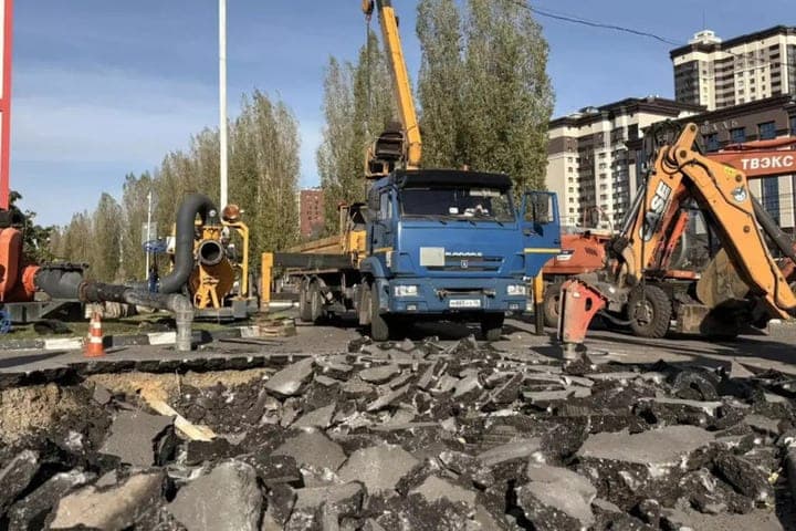 На Московском проспекте Воронежа за ночь заменили два метра коллектора