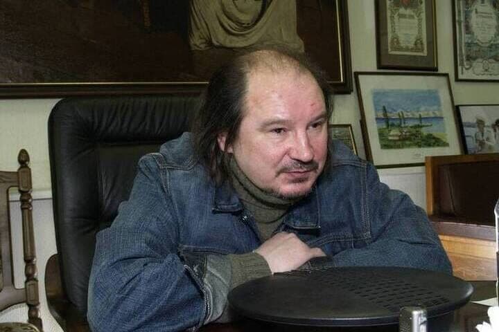 Атакован памятник известного российского режиссёра